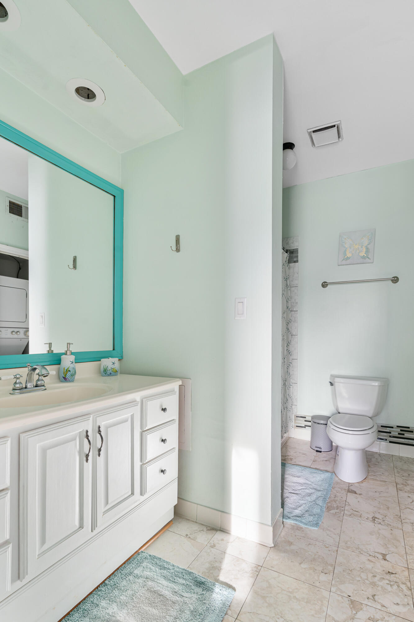 54 Wentworth Street Apt 9