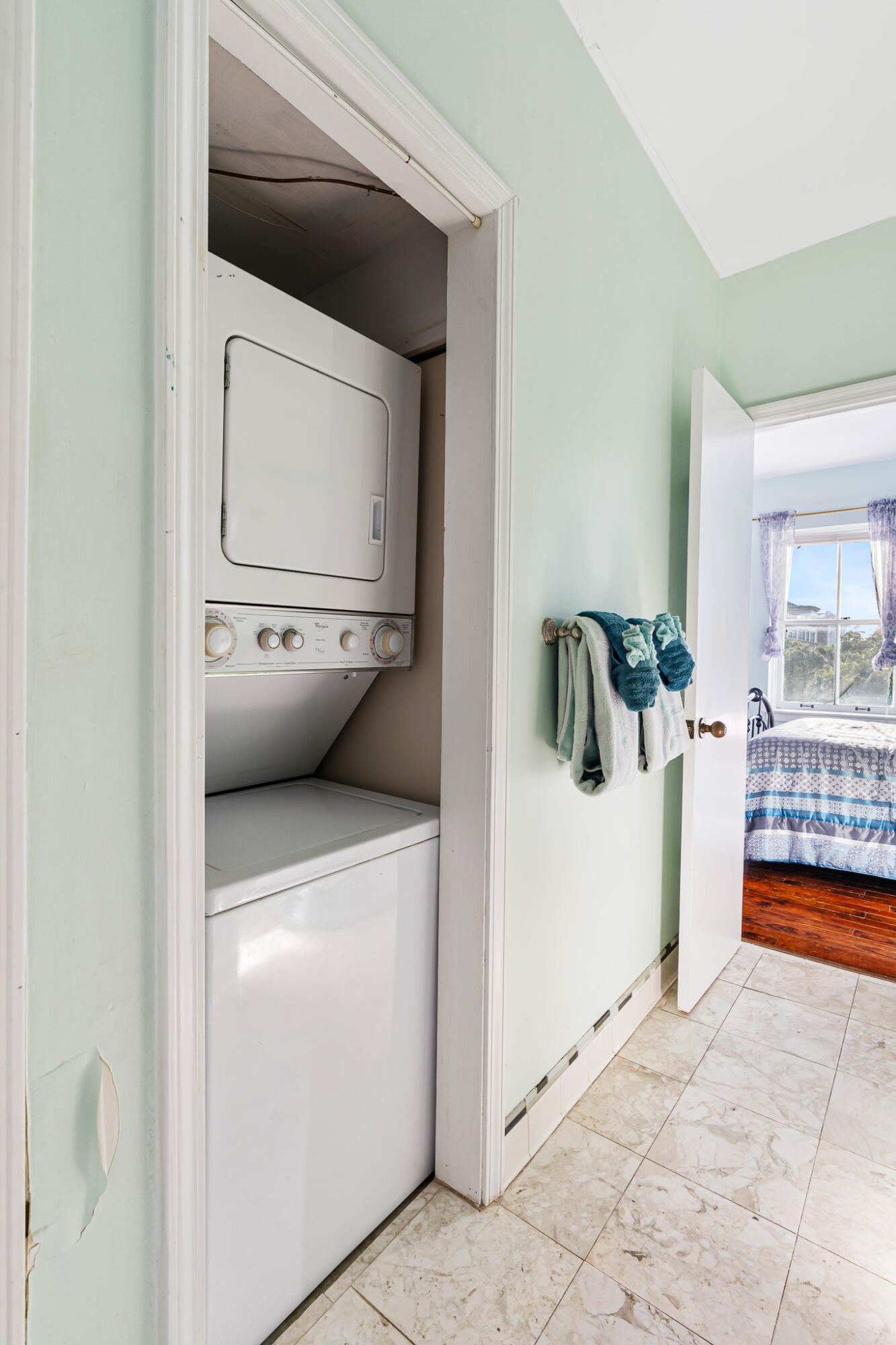 54 Wentworth Street Apt 9