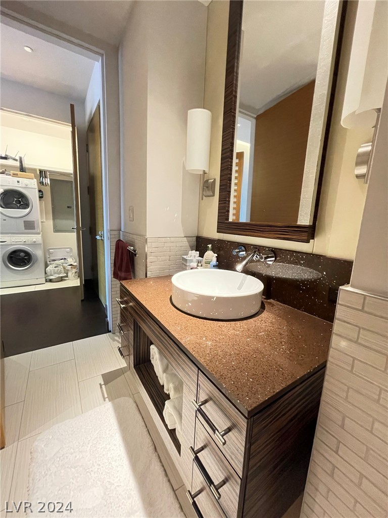 3750 Las Vegas Boulevard 2404