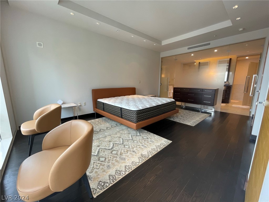3750 Las Vegas Boulevard 2404
