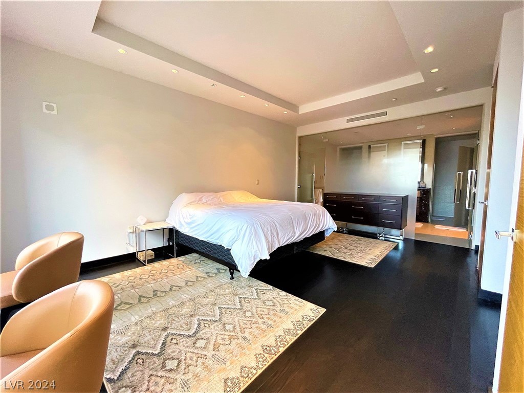 3750 Las Vegas Boulevard 2404