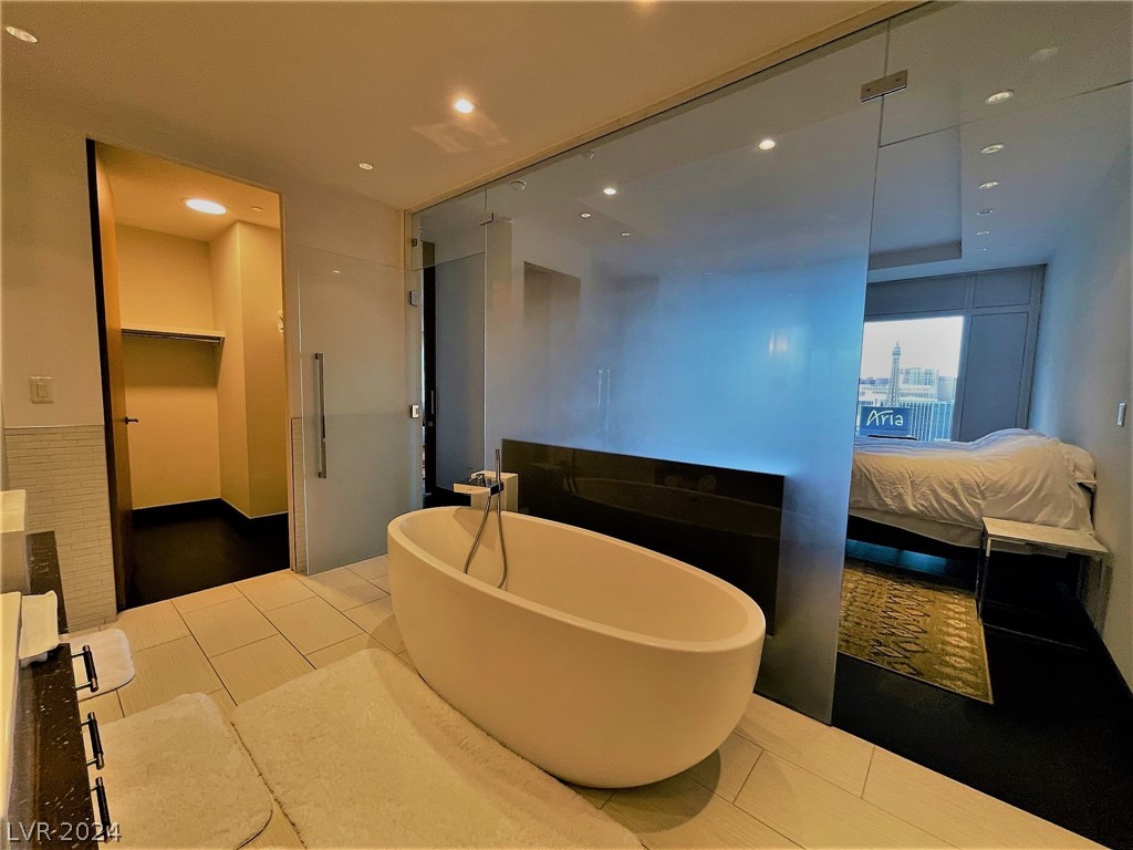3750 Las Vegas Boulevard 2404
