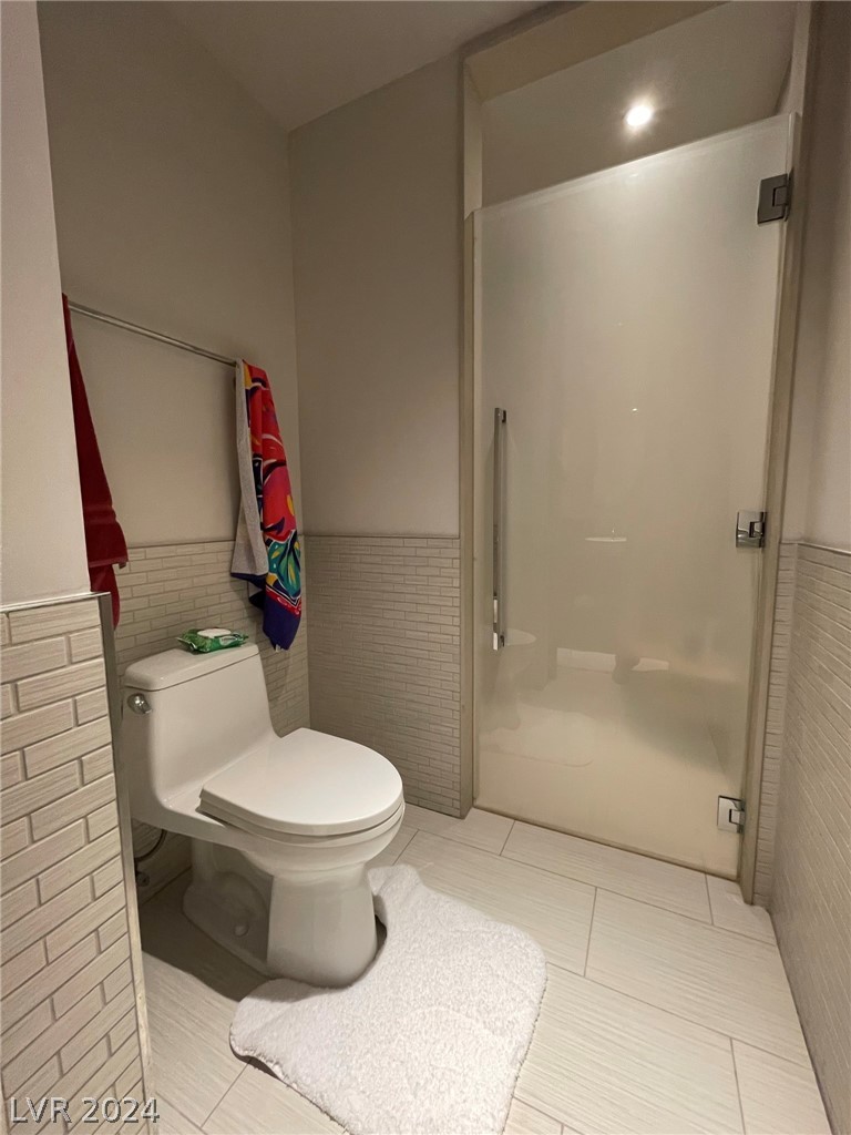 3750 Las Vegas Boulevard 2404