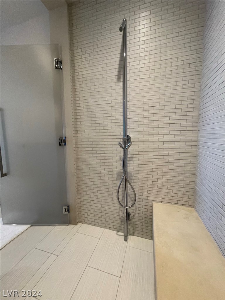 3750 Las Vegas Boulevard 2404