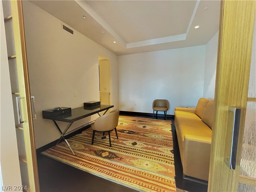 3750 Las Vegas Boulevard 2404