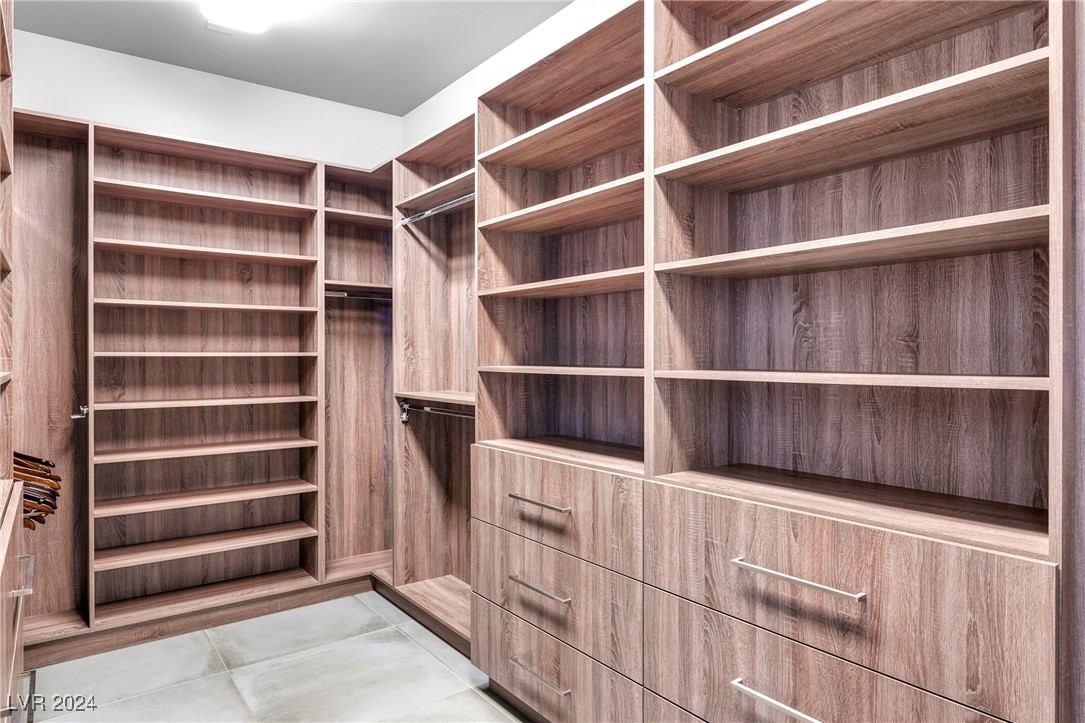 4181 Bronze Ridge Street