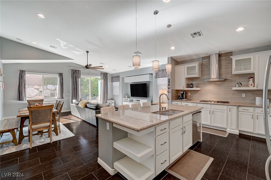 9859 High Alpine Street