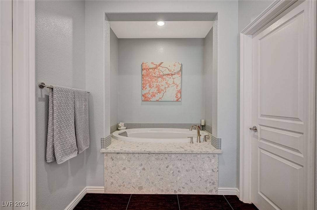 9859 High Alpine Street