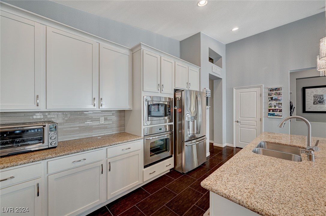 9859 High Alpine Street