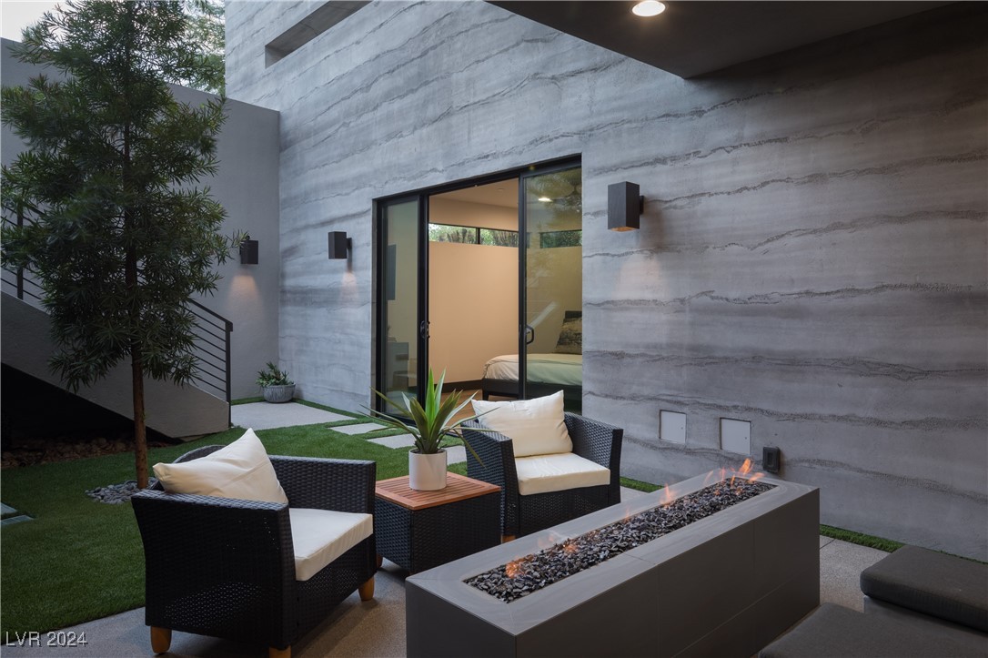 19 Morning Glow Lane