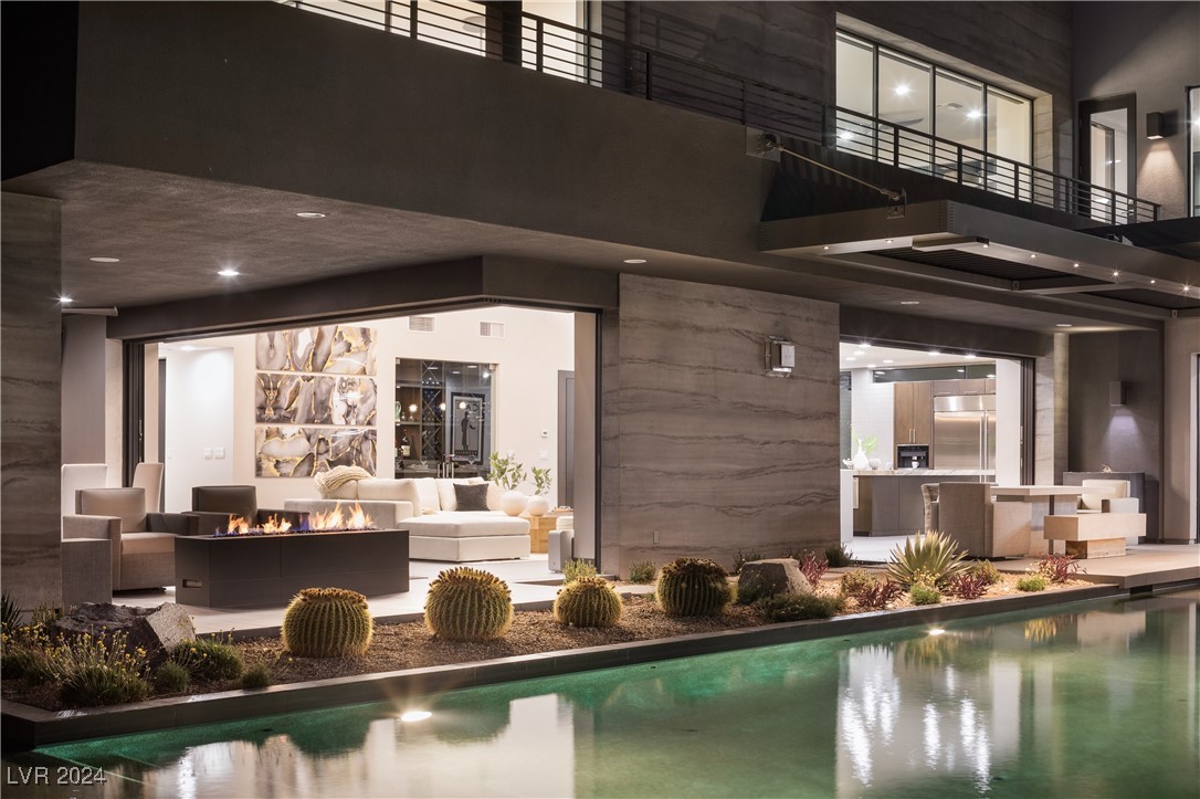 19 Morning Glow Lane