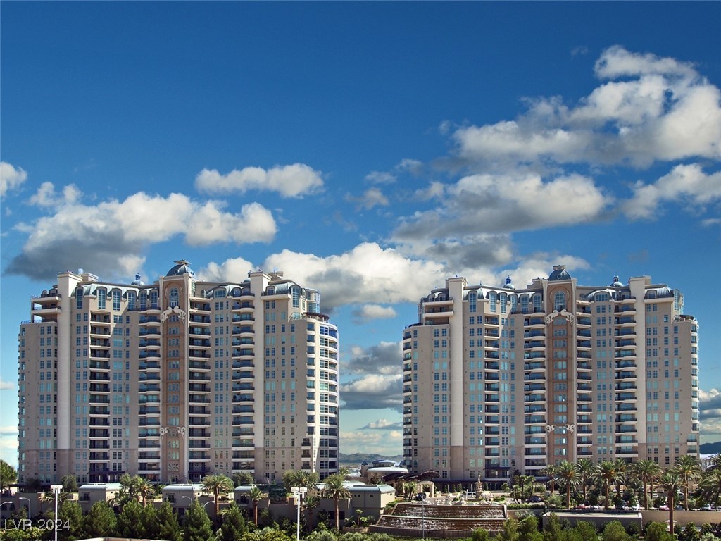 9101 Alta Drive 1007