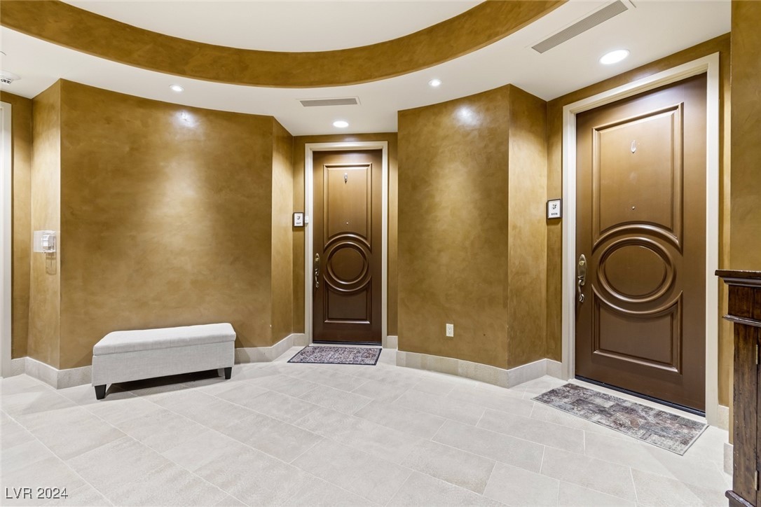 9101 Alta Drive 1007