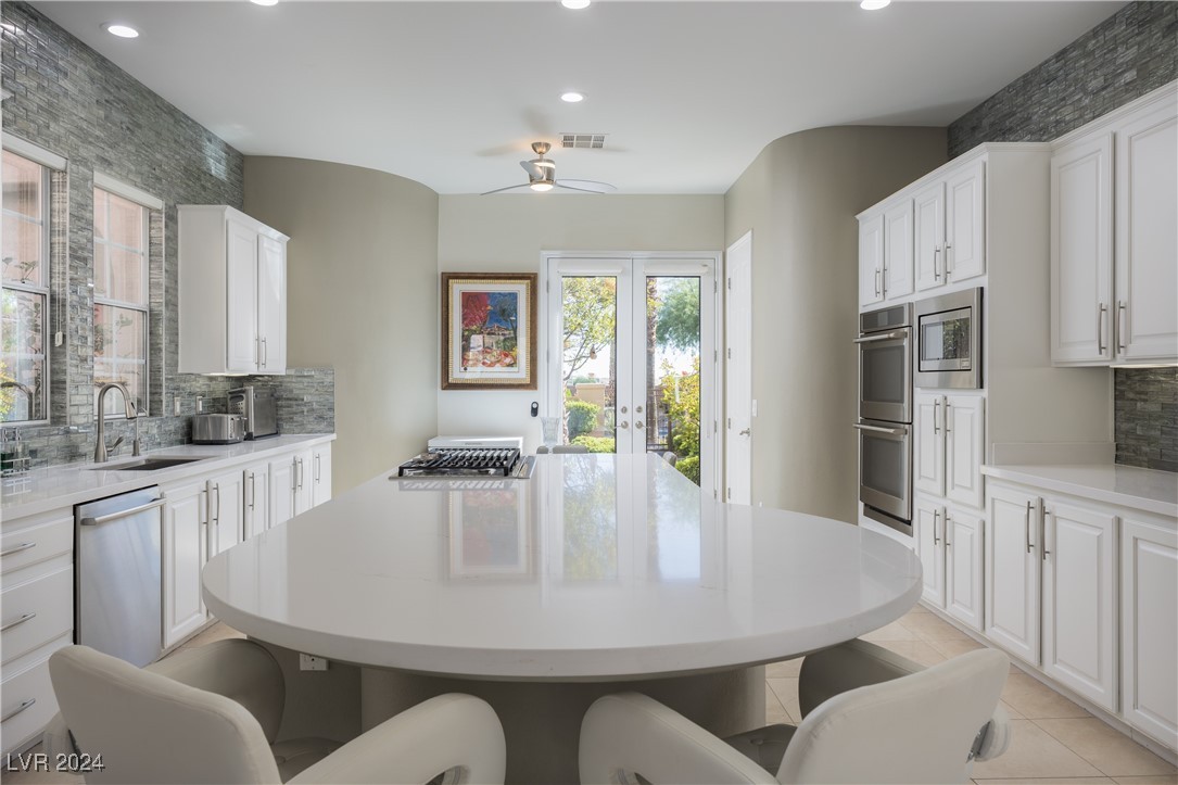 2587 Red Springs Drive