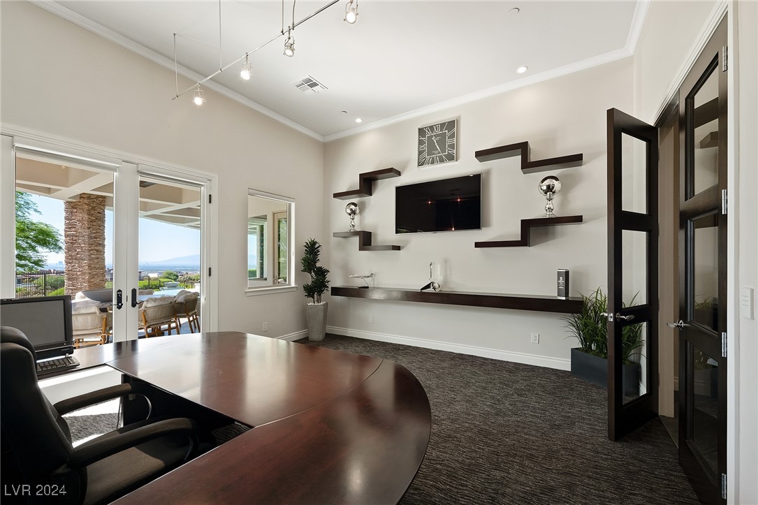 633 Saint Croix Street