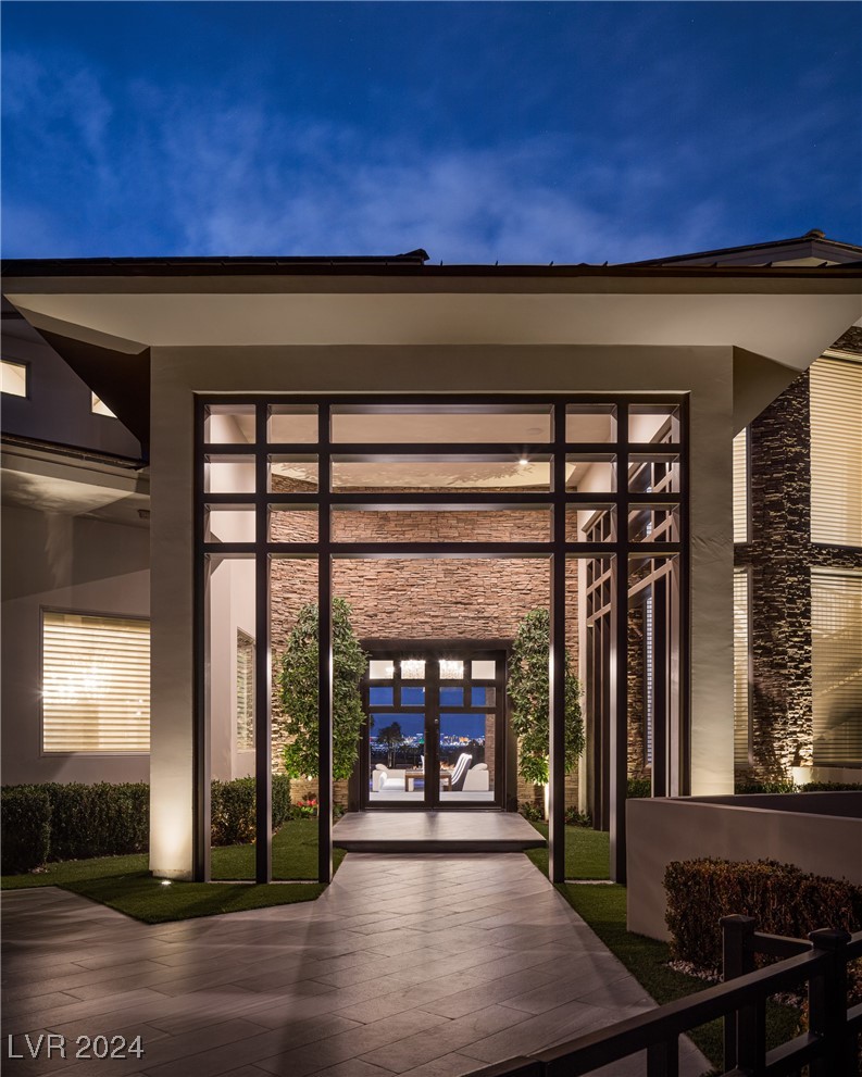 633 Saint Croix Street