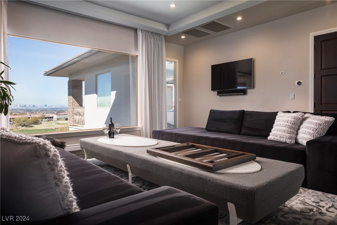 633 Saint Croix Street