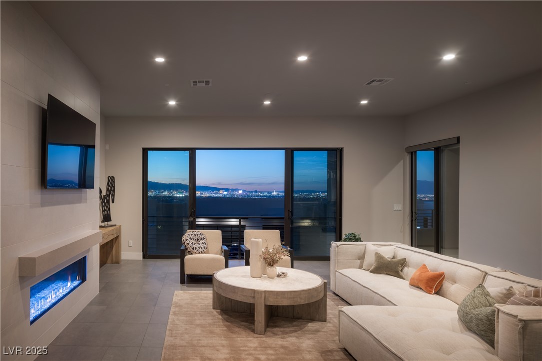 410 Tranquil Peak Court