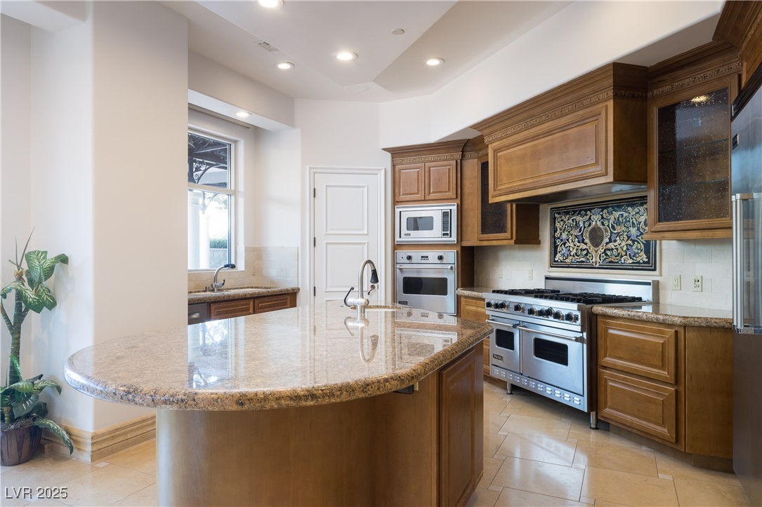9101 Alta Drive 101