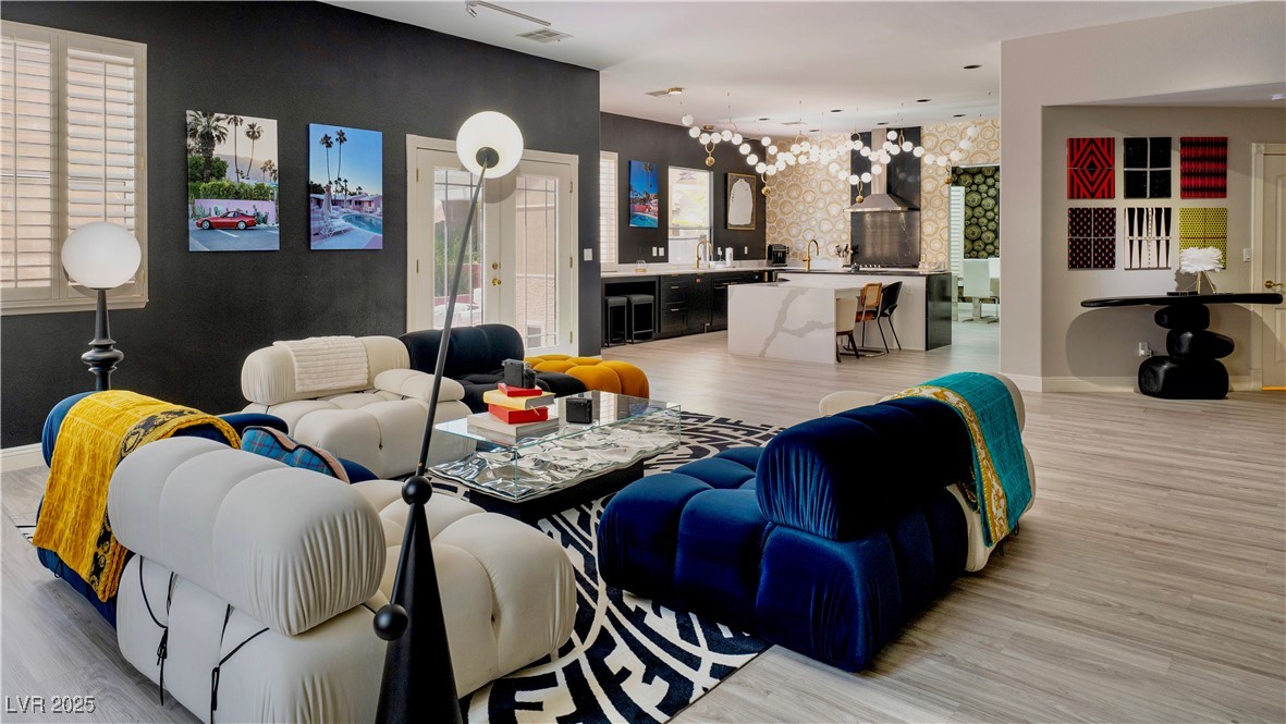 464 Beardsley Circle