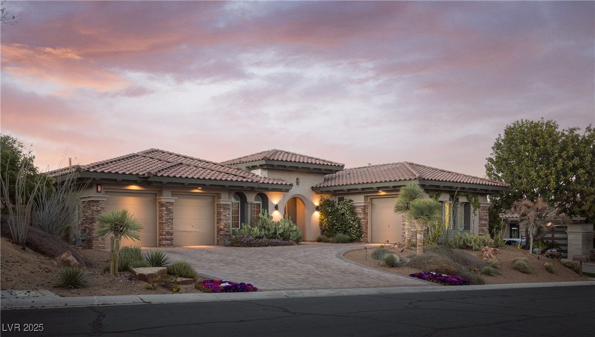 64 Tapadero Lane