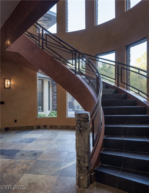 17 Soaring Bird Court