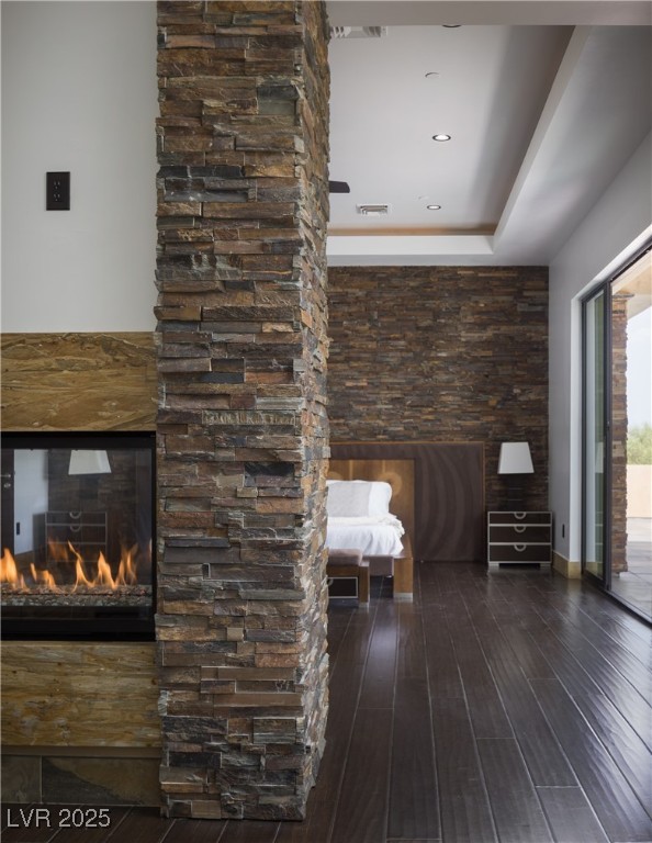 17 Soaring Bird Court