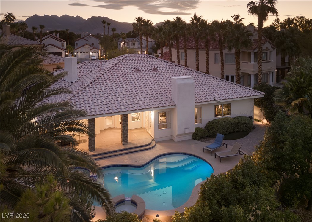 2596 Sun Reef Road