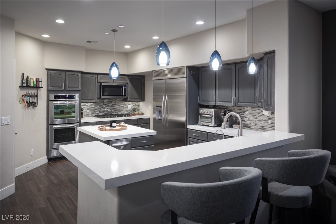 2596 Sun Reef Road