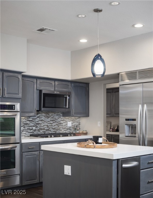 2596 Sun Reef Road