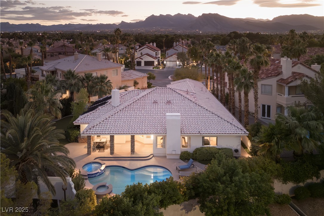 2596 Sun Reef Road