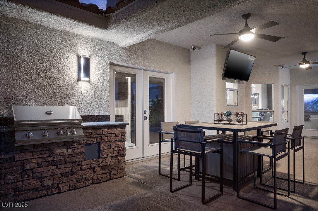 2596 Sun Reef Road