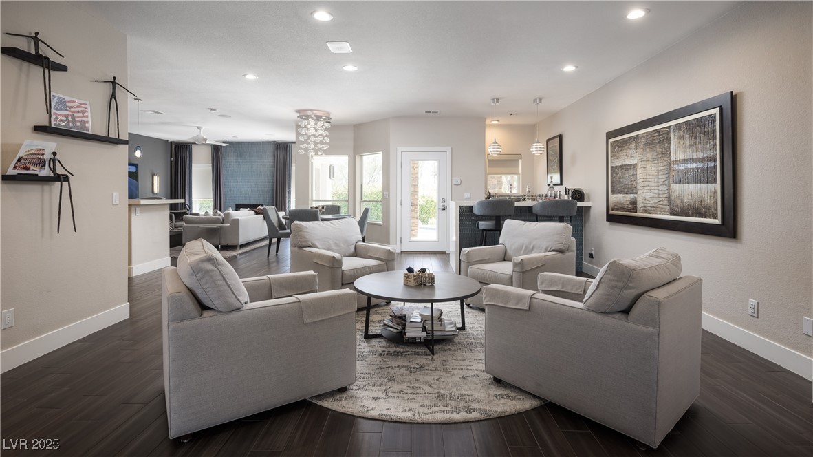 2596 Sun Reef Road