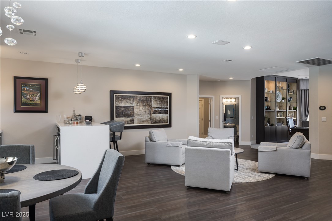 2596 Sun Reef Road