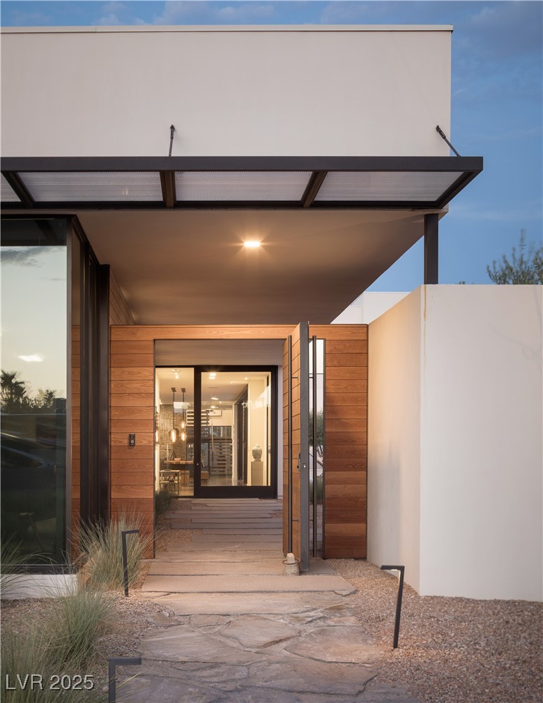 7030 SCHIRLLS Street