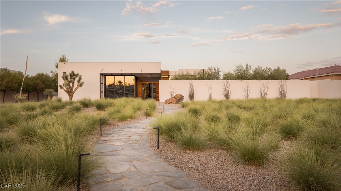 7030 SCHIRLLS Street