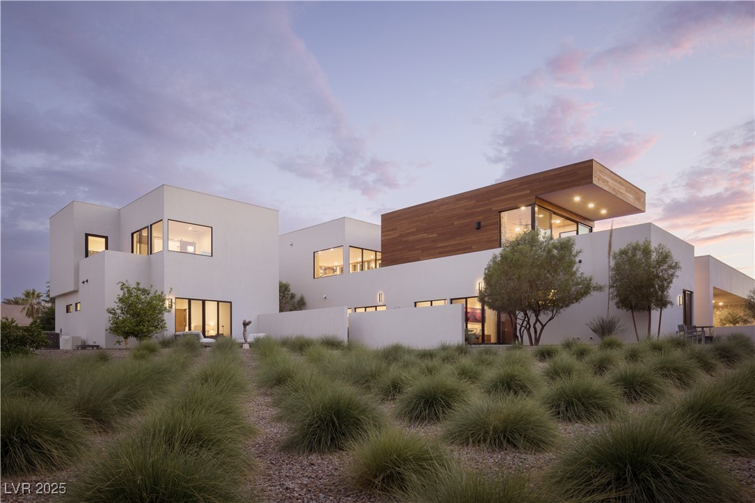 7030 SCHIRLLS Street