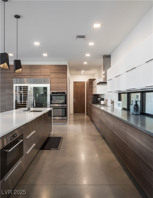 7030 SCHIRLLS Street