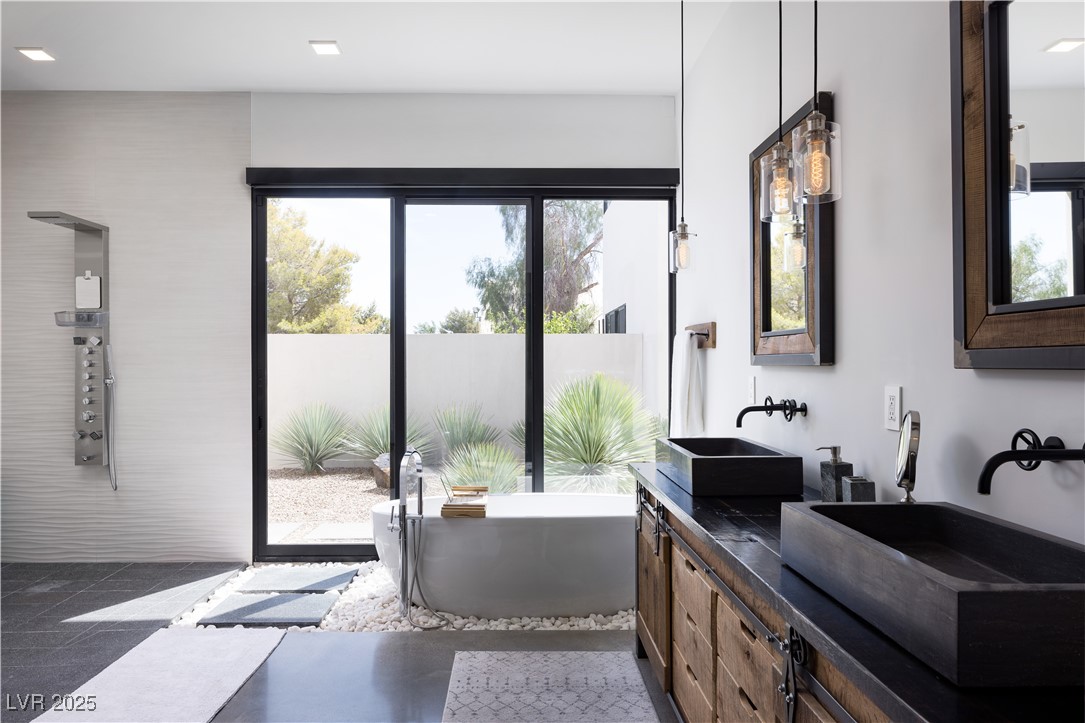 7030 SCHIRLLS Street