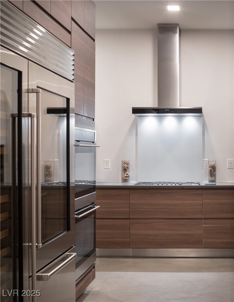 7030 SCHIRLLS Street