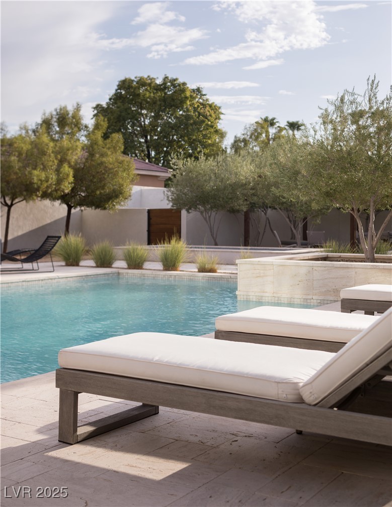 7030 SCHIRLLS Street