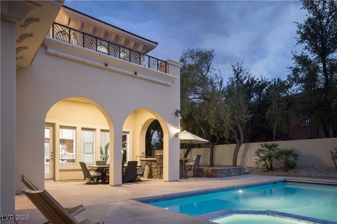 10332 Summit Canyon Drive