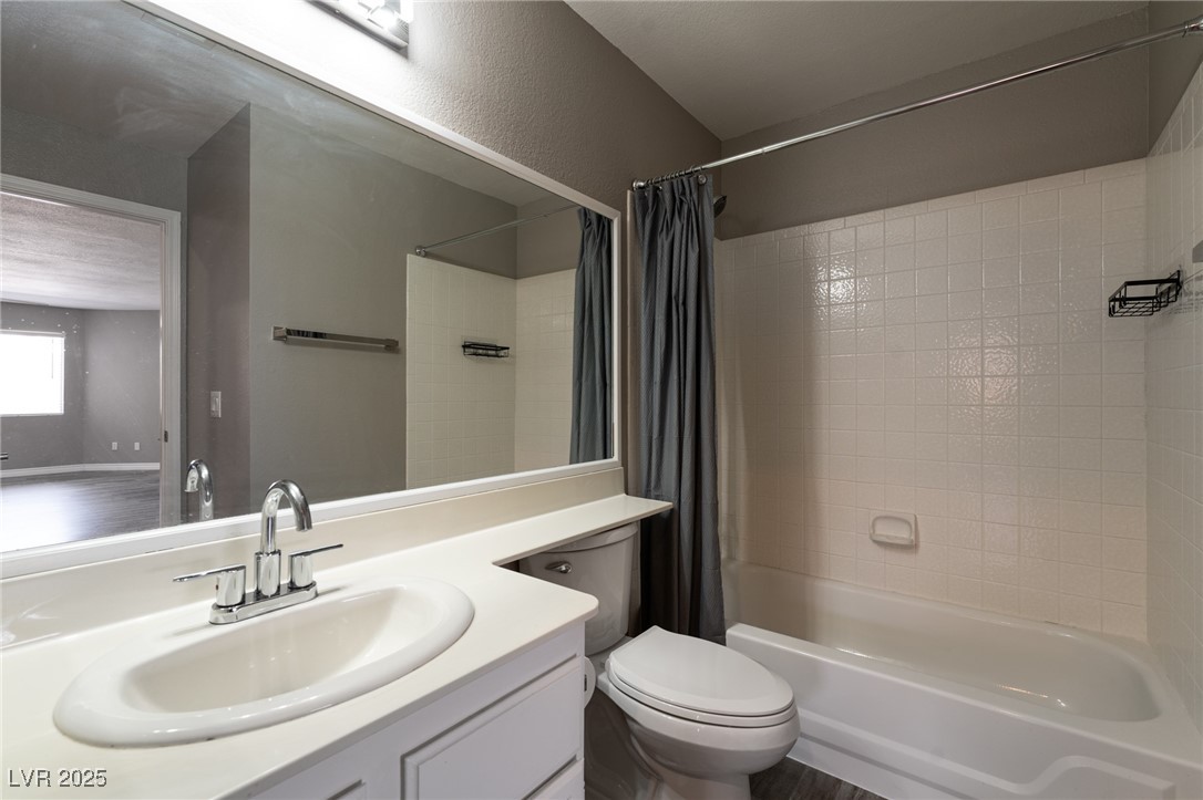 6873 Tamarus Street 201