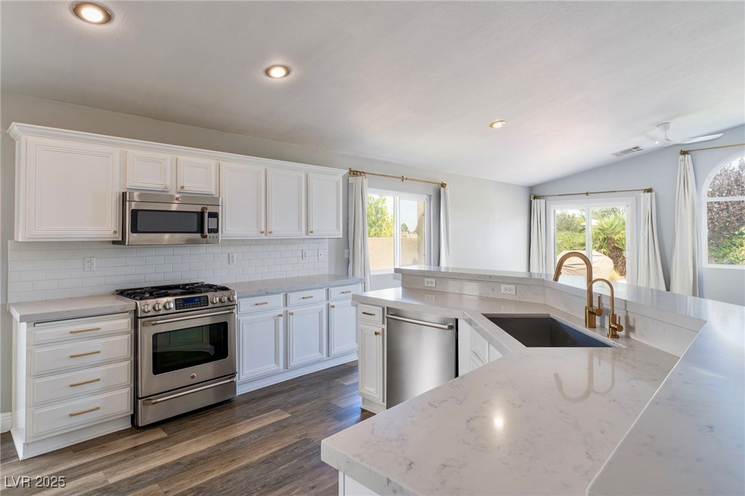 1248 Emerald Crest Street