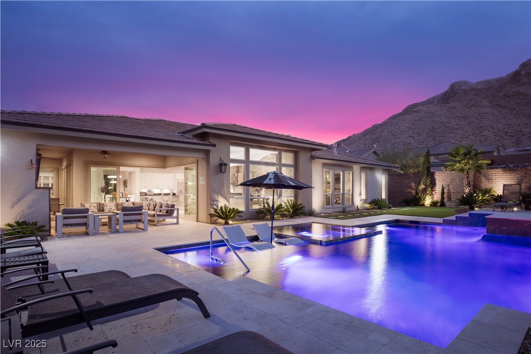11290 Sandstone Peak Drive