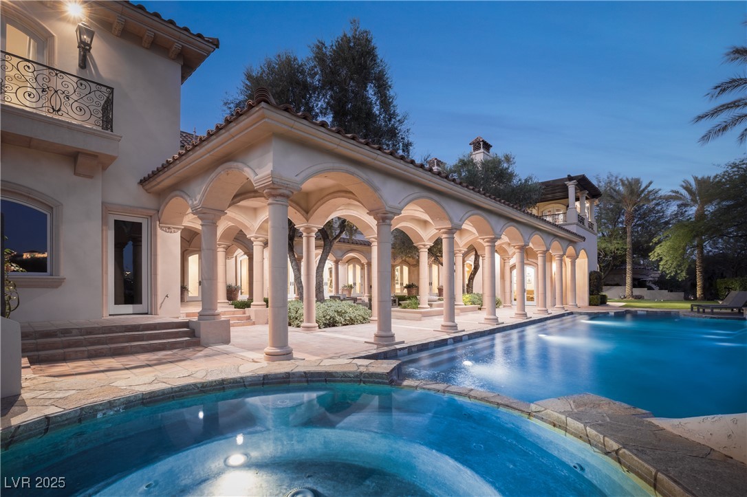 9017 Grove Crest Lane