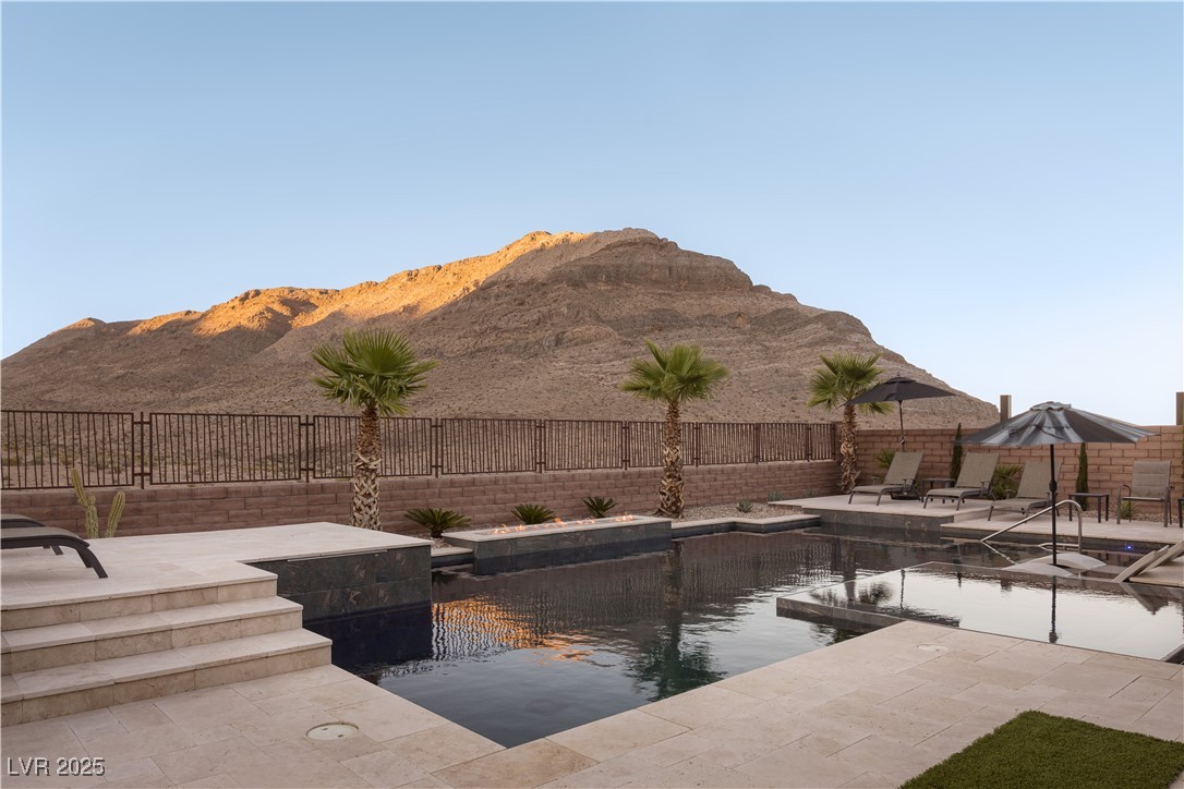 11290 Sandstone Peak Drive