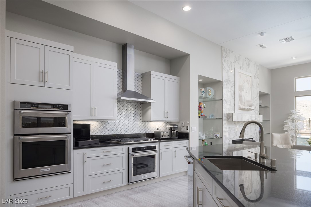 11290 Sandstone Peak Drive