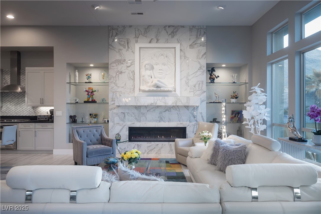 11290 Sandstone Peak Drive