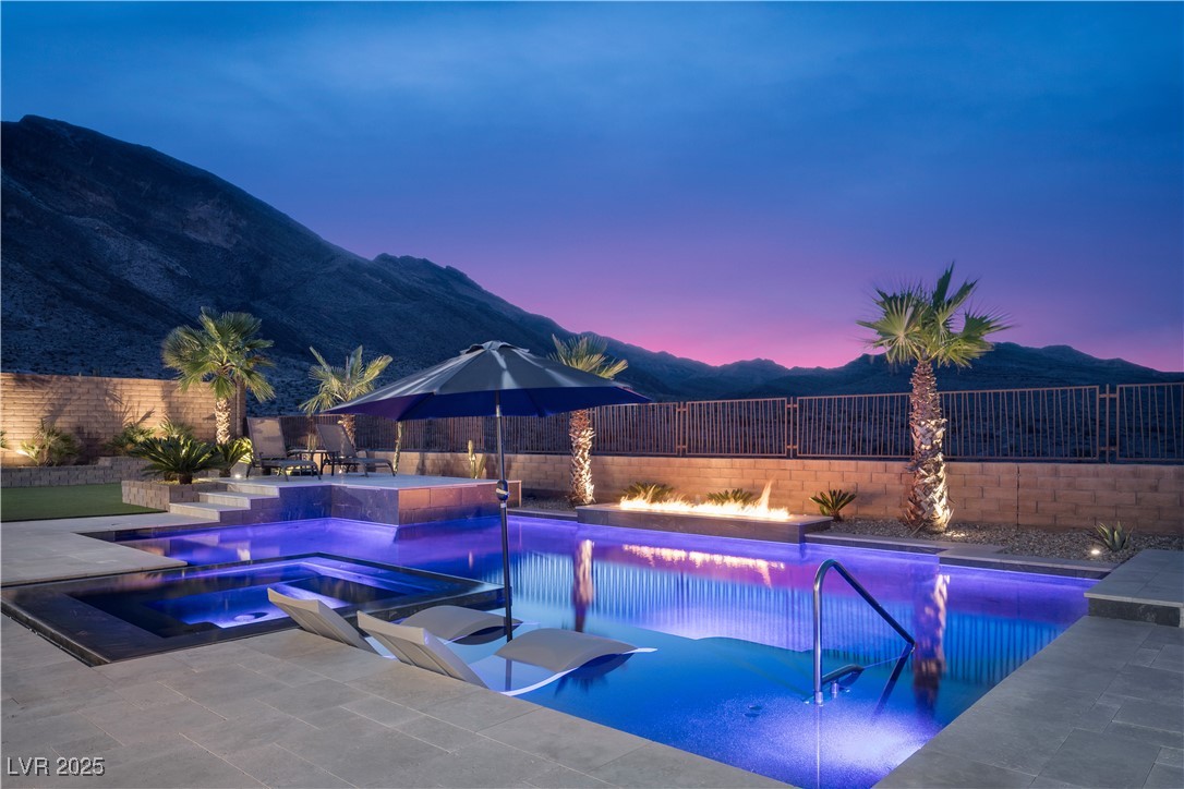 11290 Sandstone Peak Drive